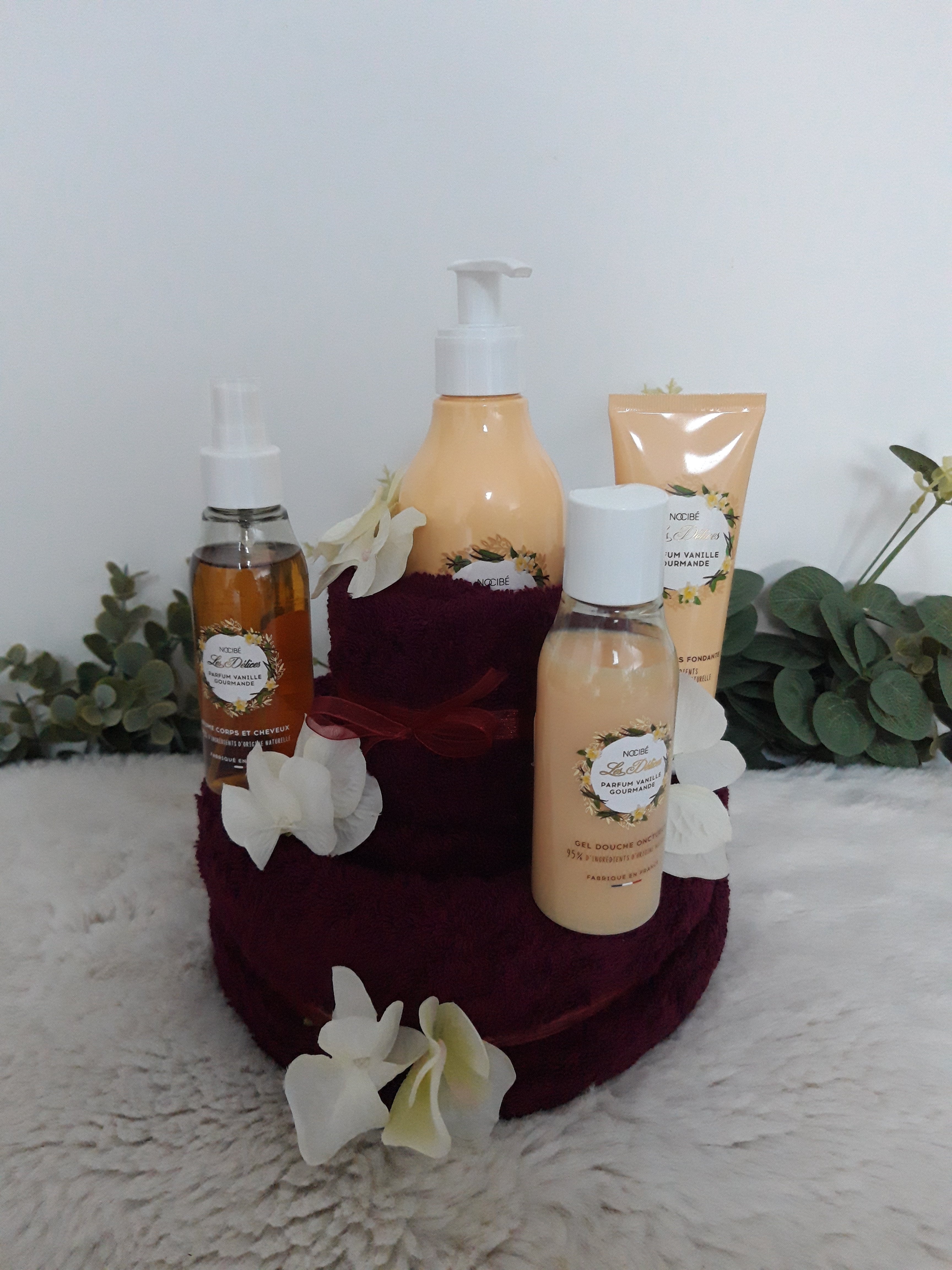 Gâteaux de serviette et mug