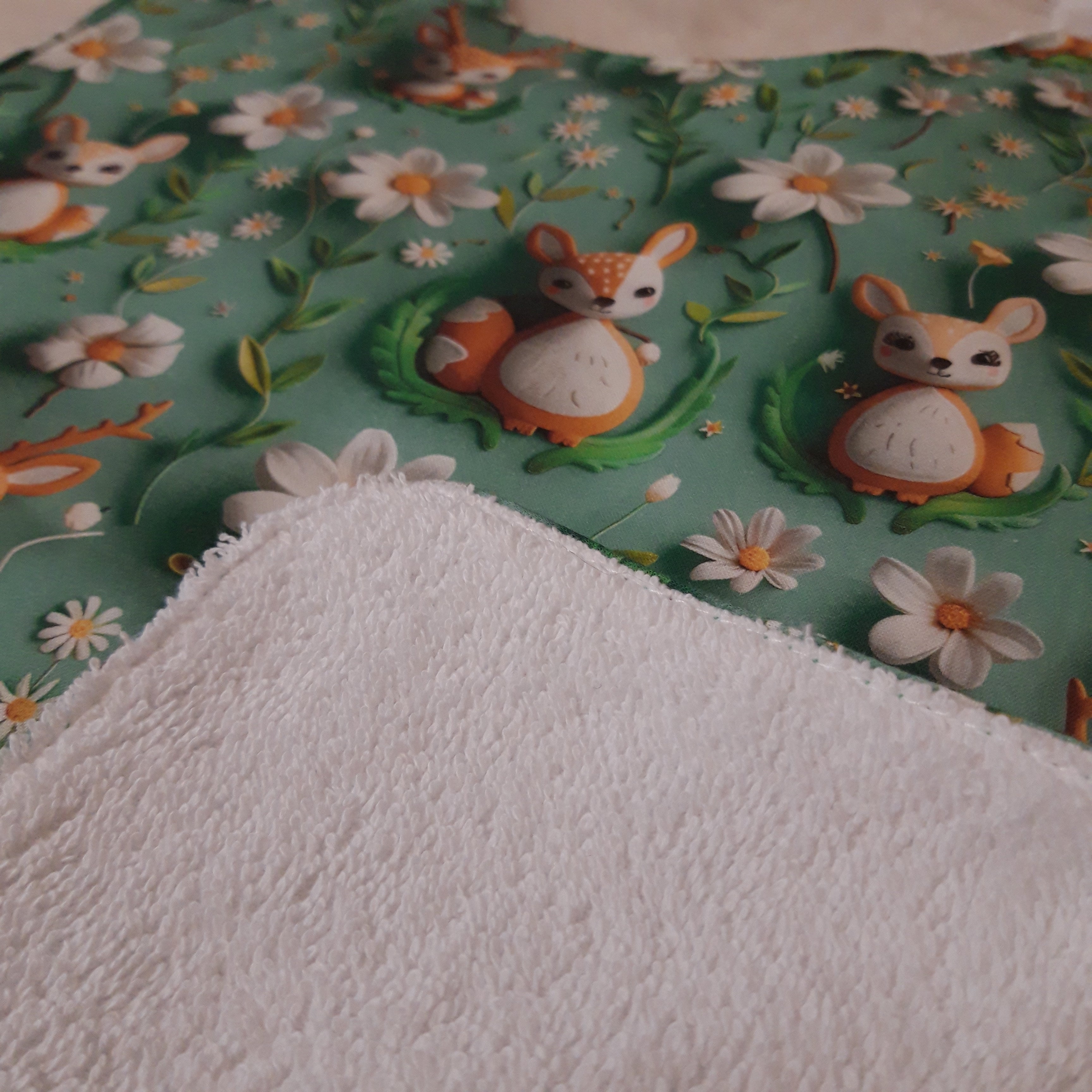 Bavoir élastique faon vert