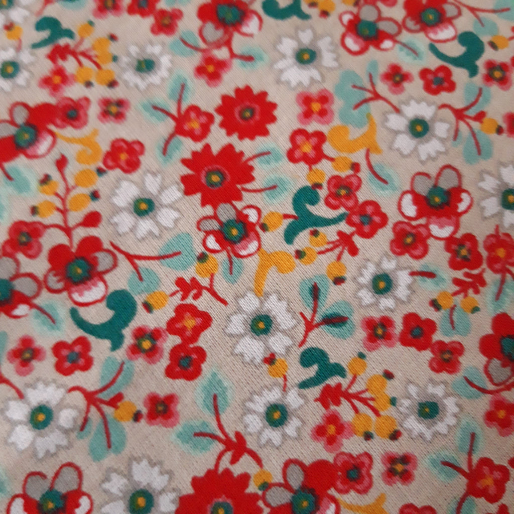 Bavoir fleur velours - fleurs rouges