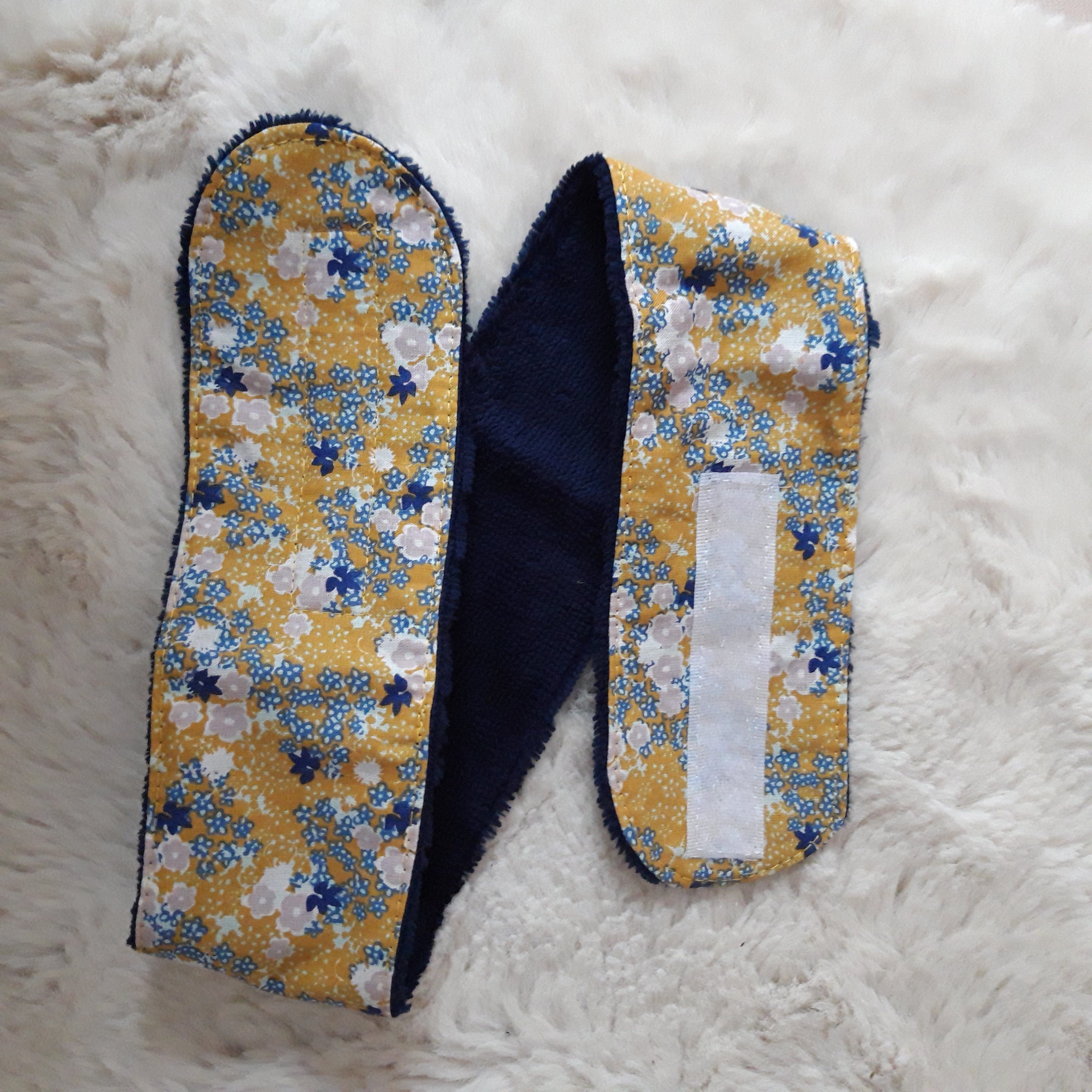 Bandeau de maquillage fleurs jaunes et bleues