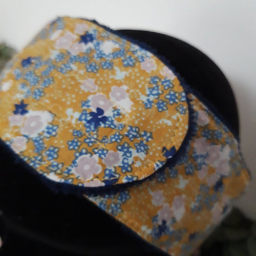 Bandeau de maquillage fleurs jaunes et bleues
