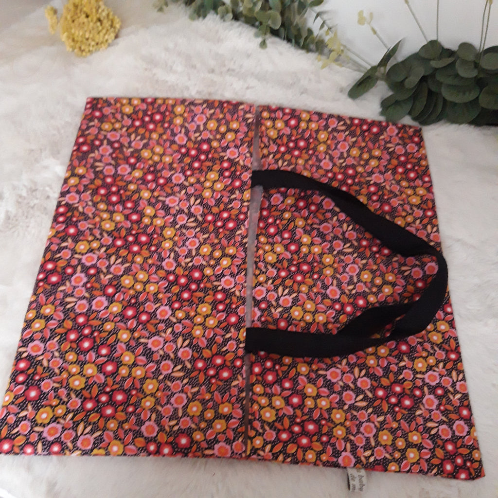 Sac à tarte en tissu enduit - Petites fleurs noires et roses