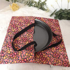 Sac à tarte en tissu enduit - Petites fleurs noires et roses