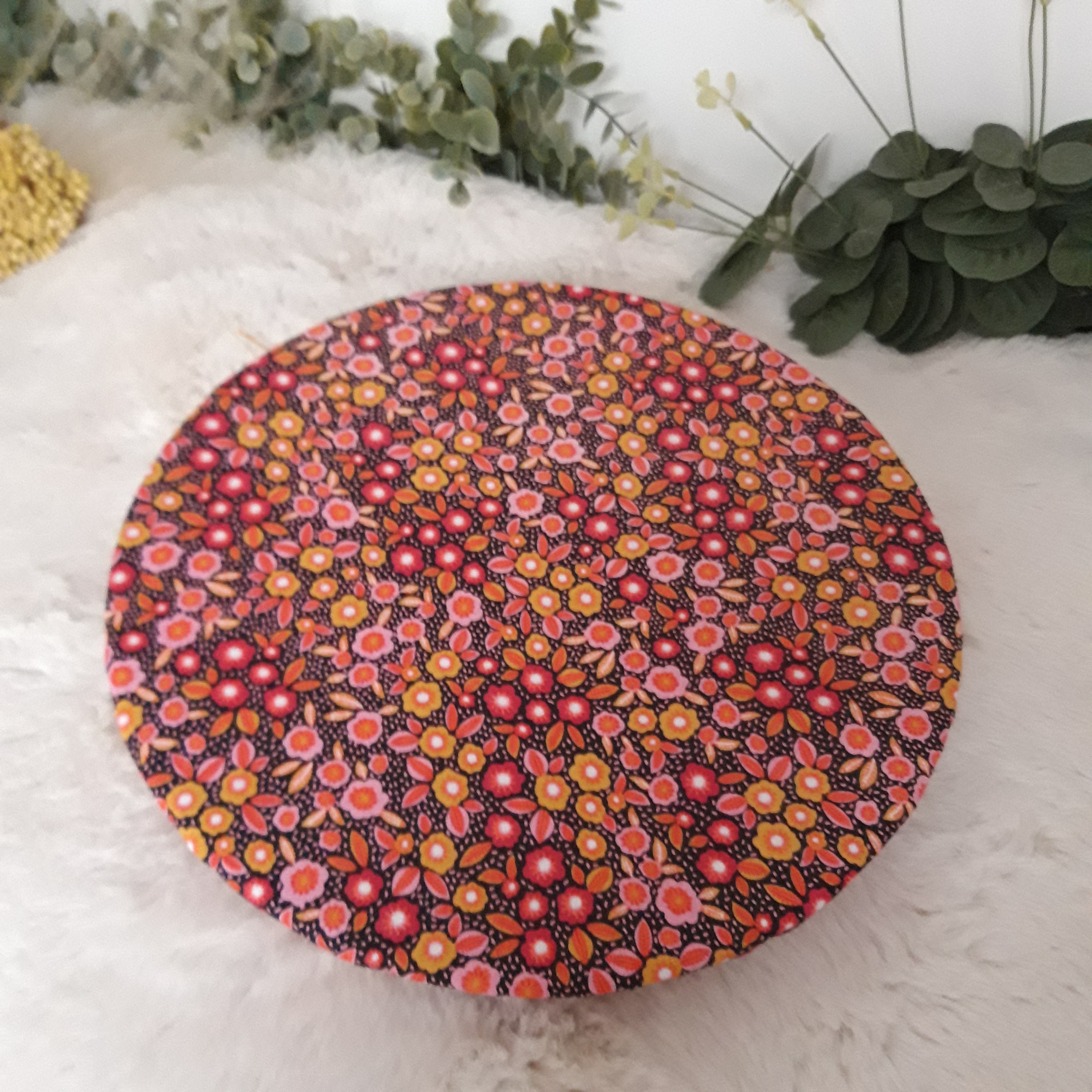 Sac à tarte en tissu enduit - Petites fleurs noires et roses