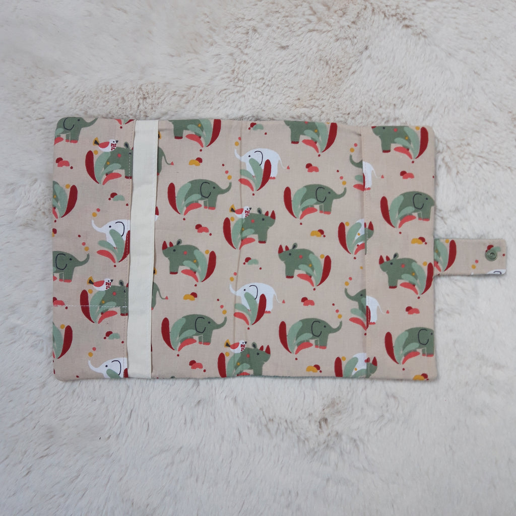 Protège carnet de santé Eléphant