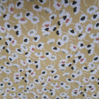 Pochette à livres blanc et fleurs vertes