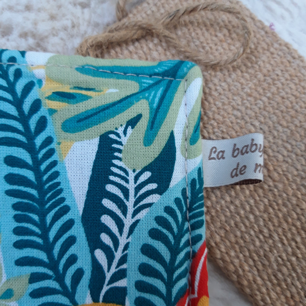 Eponge en toile de jute fleur exotique