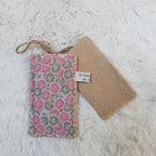 Eponge en toile de jute fleur rose et dorée