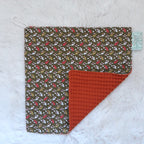 Essuie-tout avec lien vert avec petites fleurs