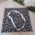 Sac à tarte en tissu enduit - Fleurs bleues et blanches