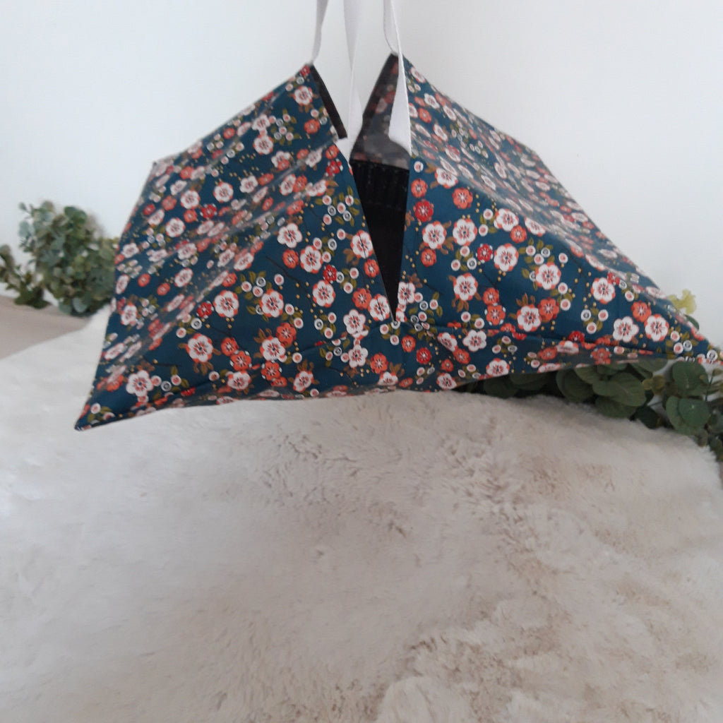 Sac à tarte en tissu enduit - Fleurs bleues et blanches