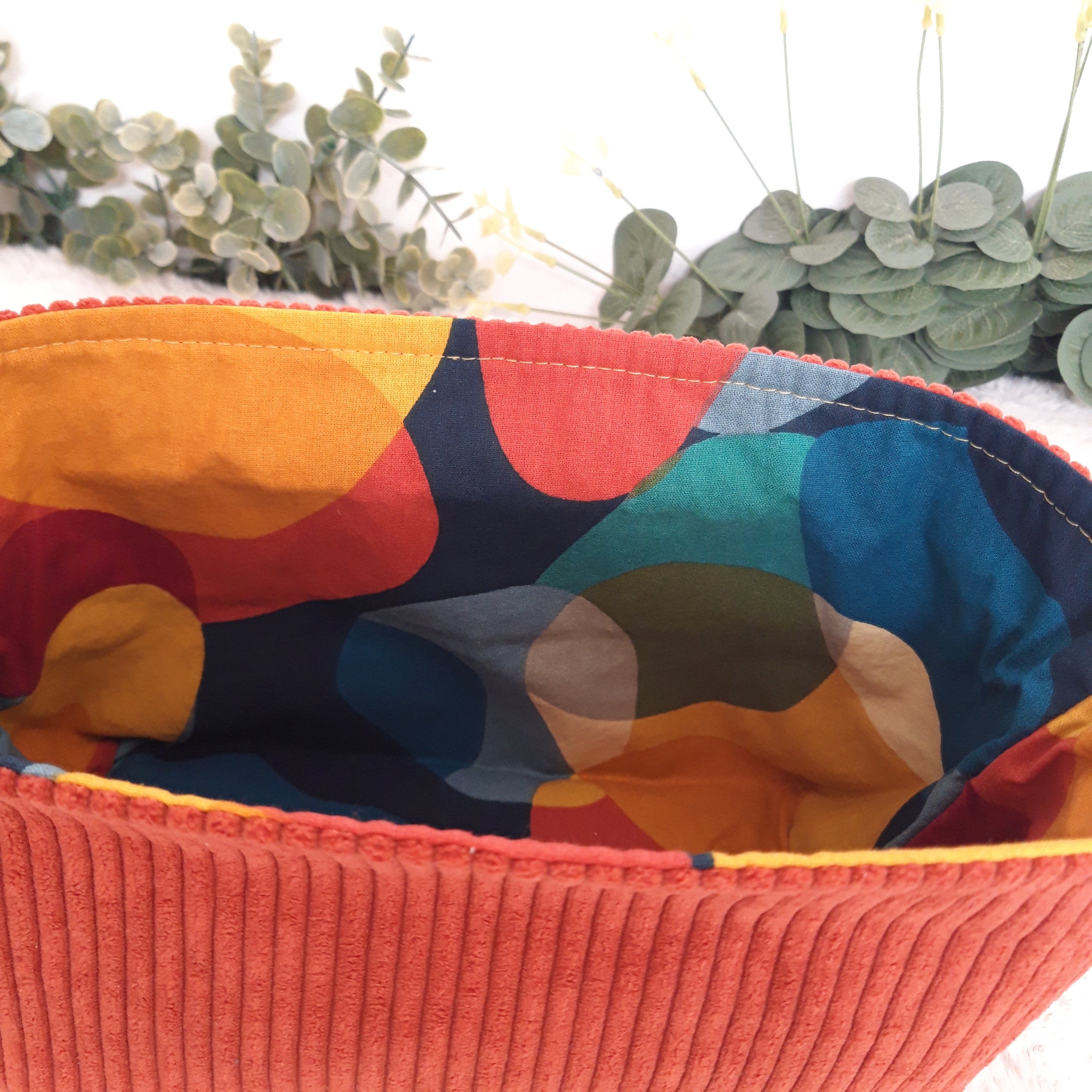Panière corail géométrique