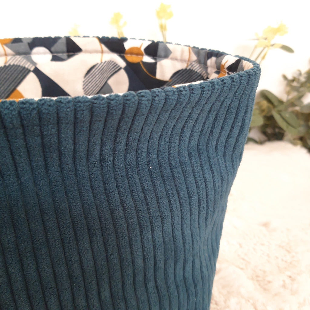 Panière bleu paon géométrique