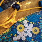 Tapis pieds au sec - Fleurs jaunes et bleues