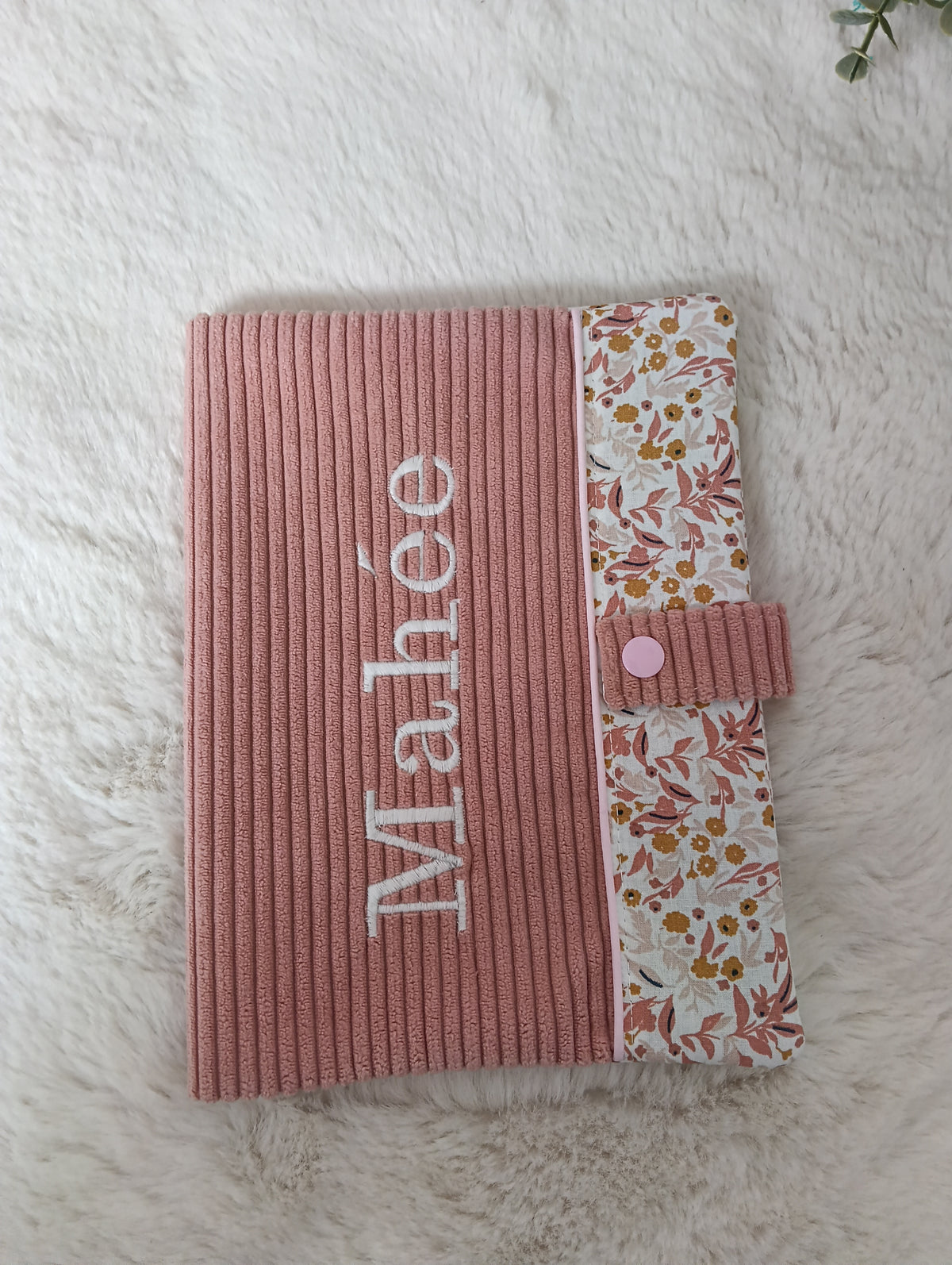 Protège carnet de santé Mahée