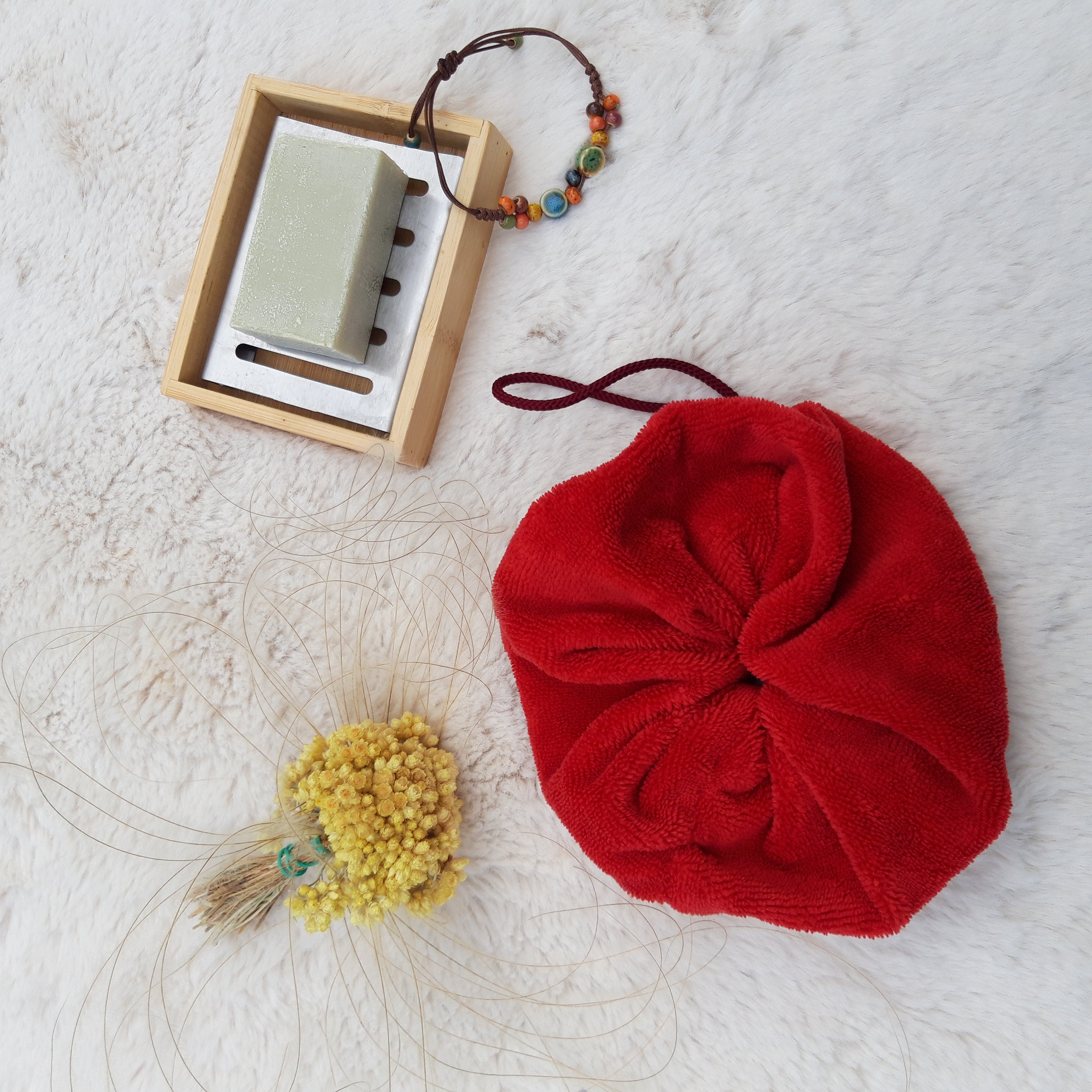 Fleur de douche rouge