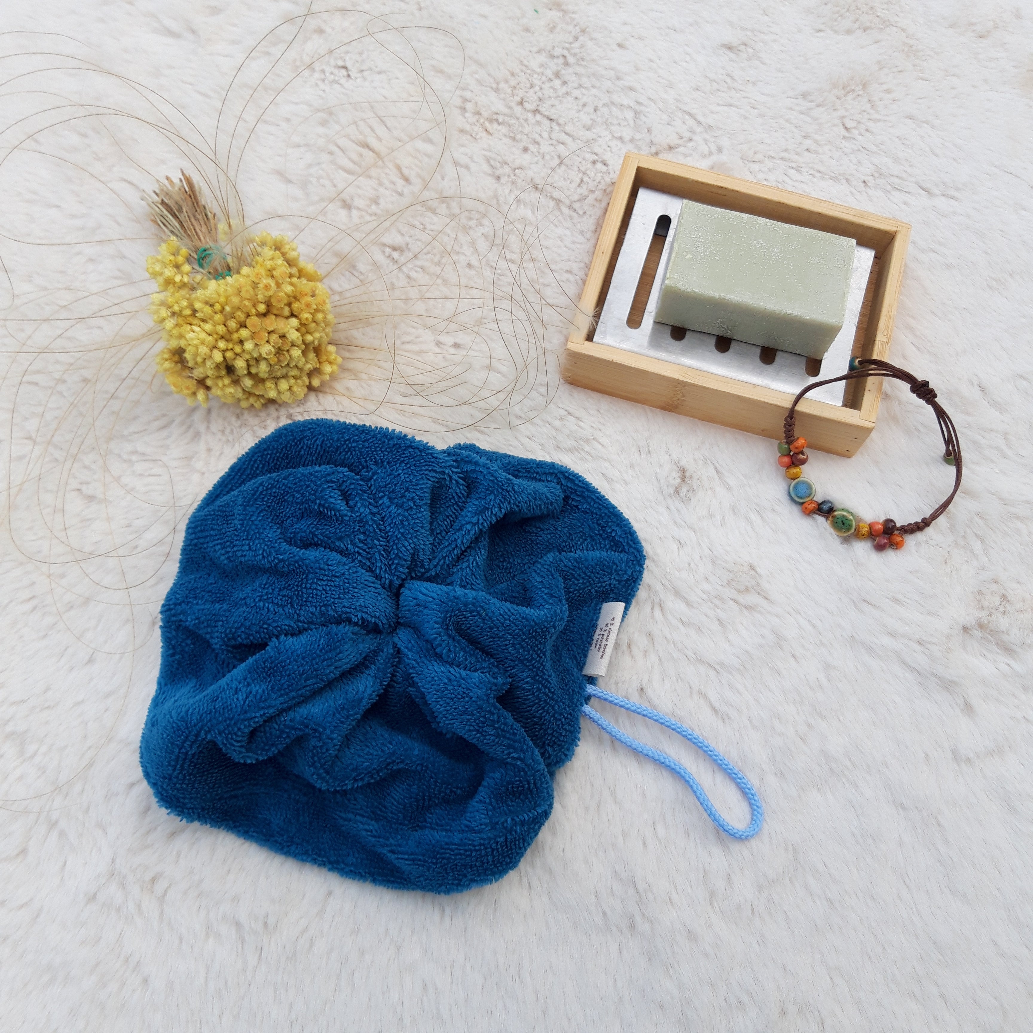 Fleur de douche bleue canard