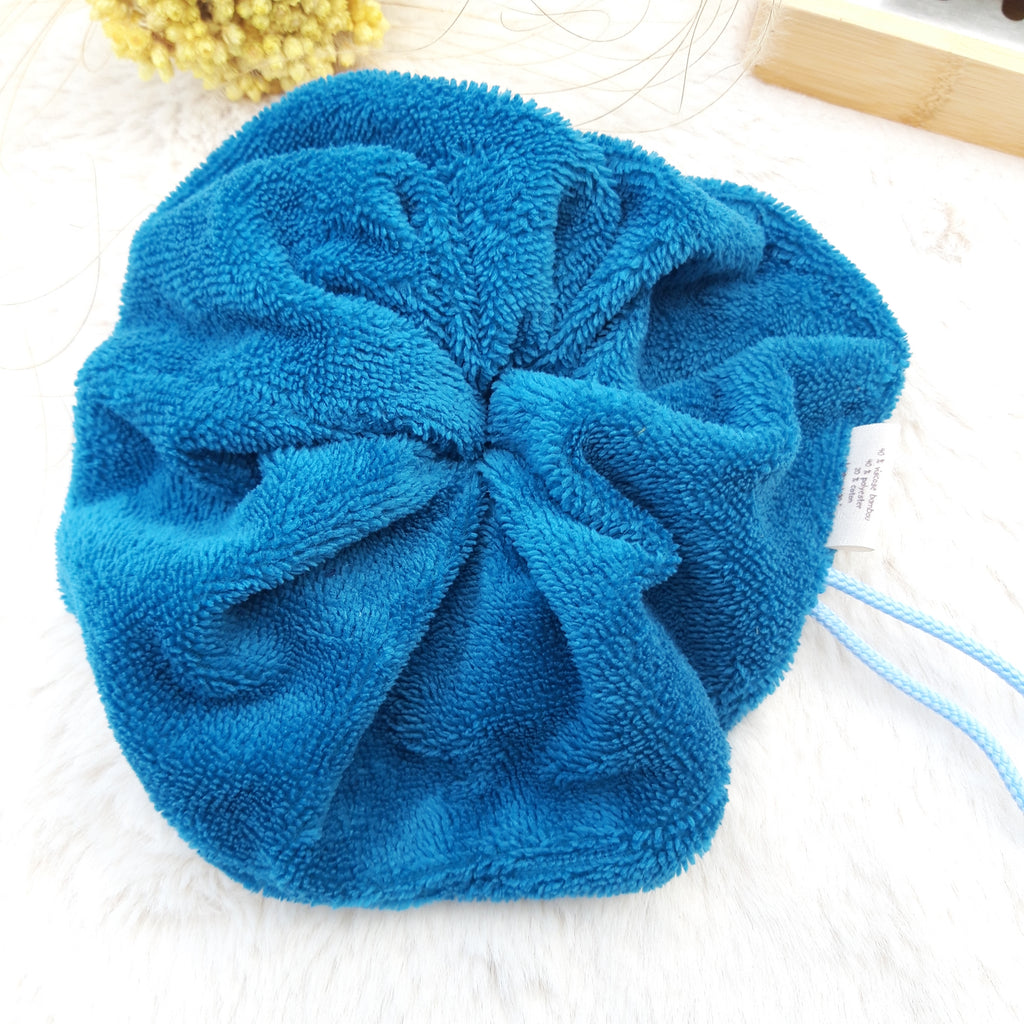 Fleur de douche bleue canard