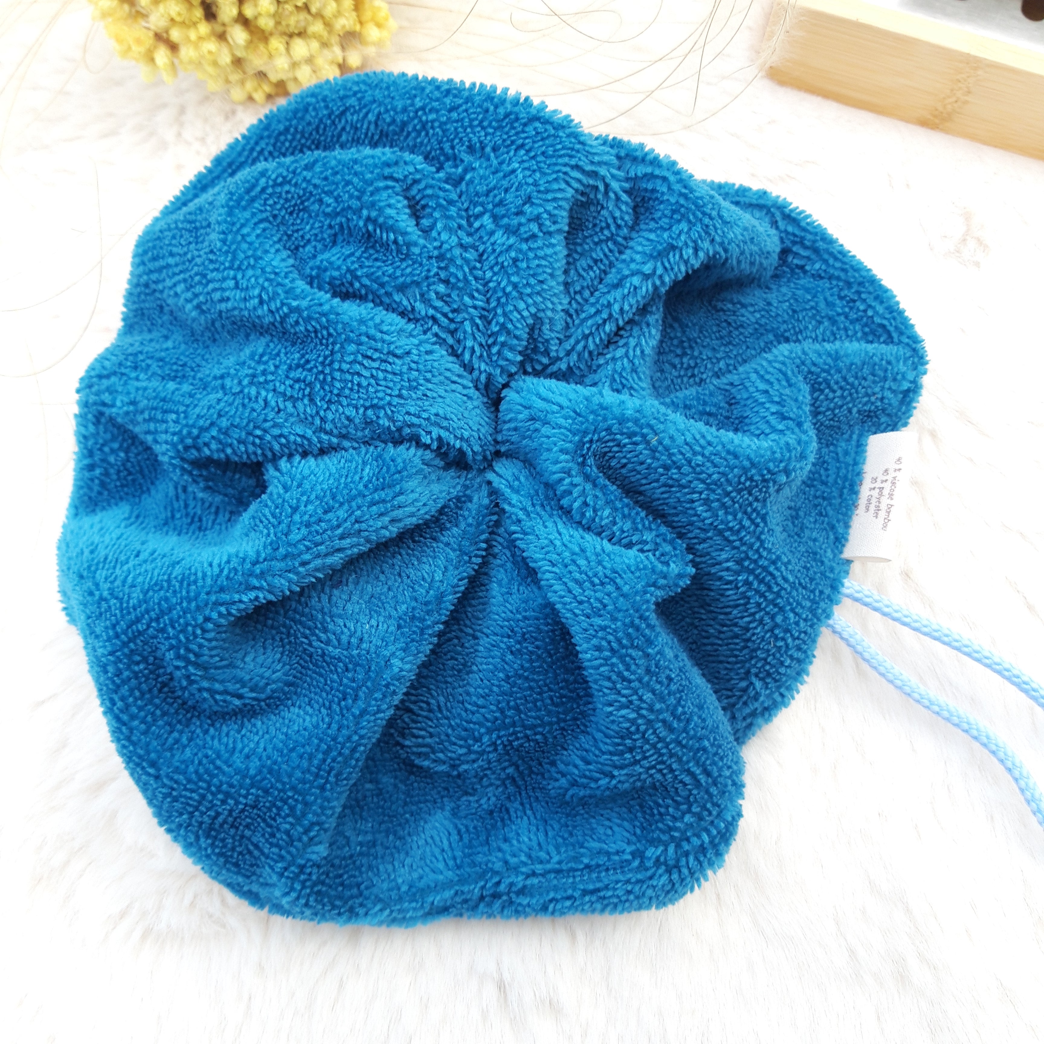 Fleur de douche bleue canard