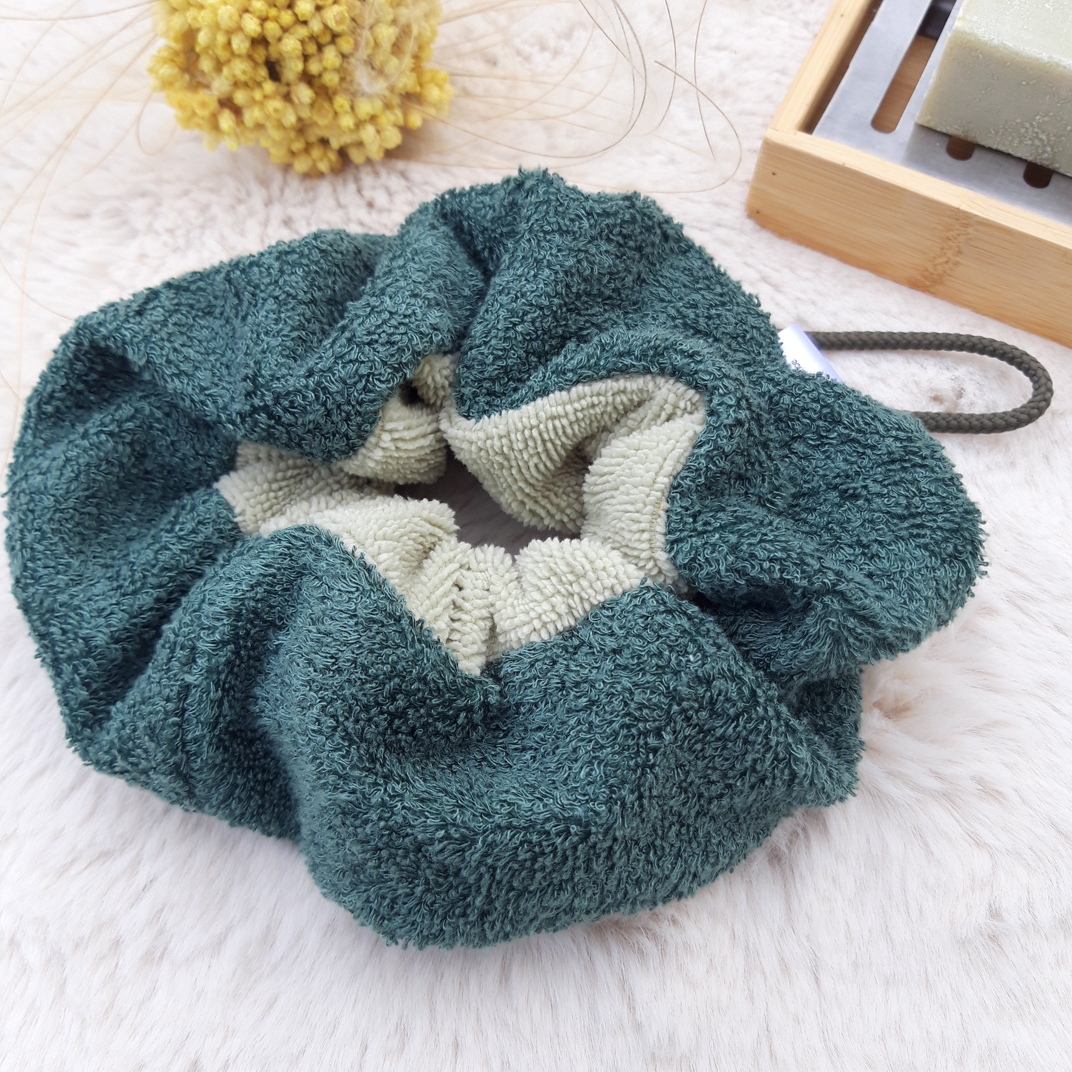 Fleur de douche vert claire et vert foncé