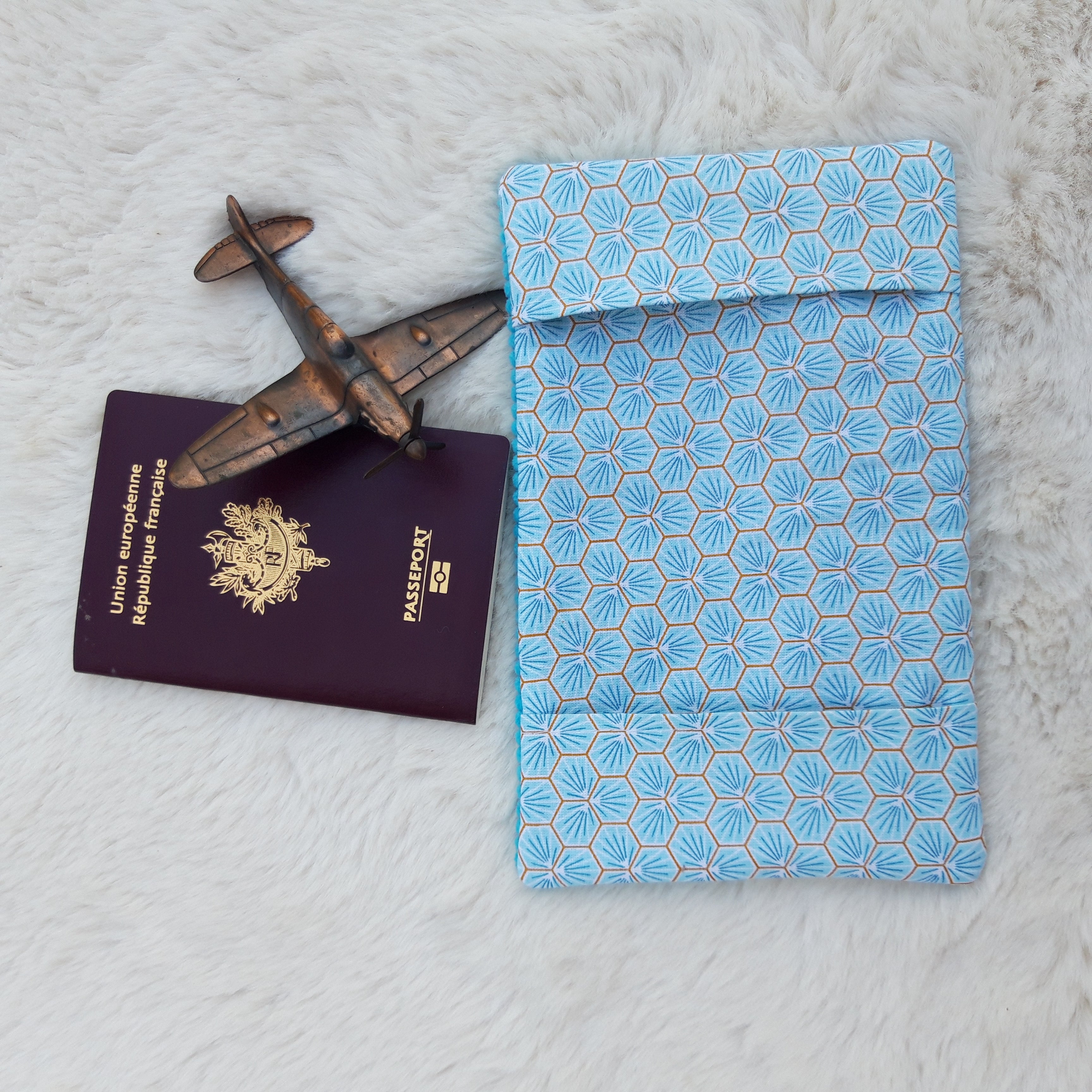 Protège passeport bleu géométrique