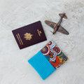Protège passeport bleu et mandala