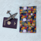 Protège passeport violet avec fleurs moutarde