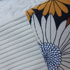 Protège passeport beige et fleurs jaunes vintage