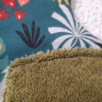 bavoir-bebe-bandana-eponge-coton-pression-baby-shower-maman-jungle-vert