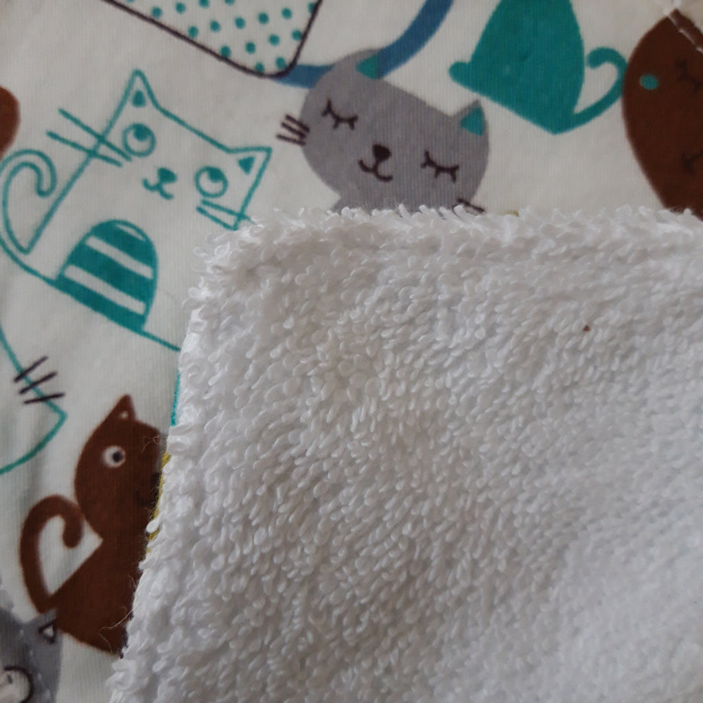 Bavoir bandana - Chats colorés - coton blanc