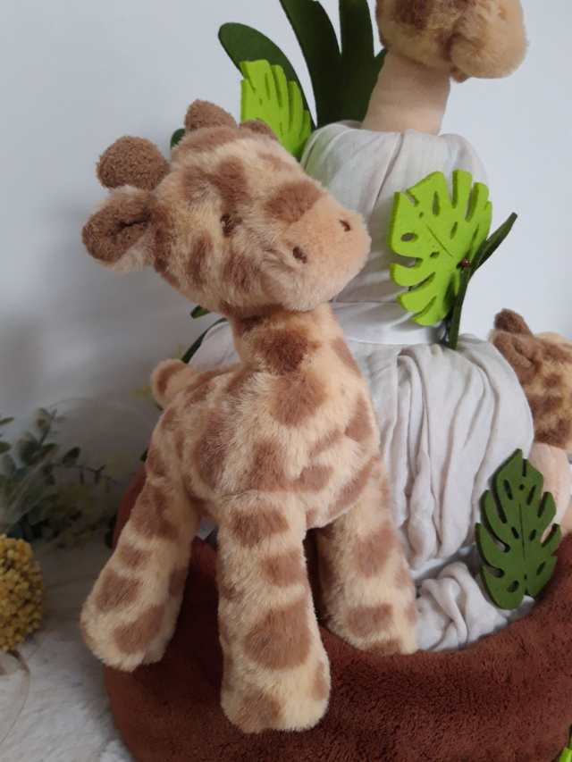gateau-de-couches-girafe-savane-peluche-doudou-baby-shower-maman-cadeau-naissance