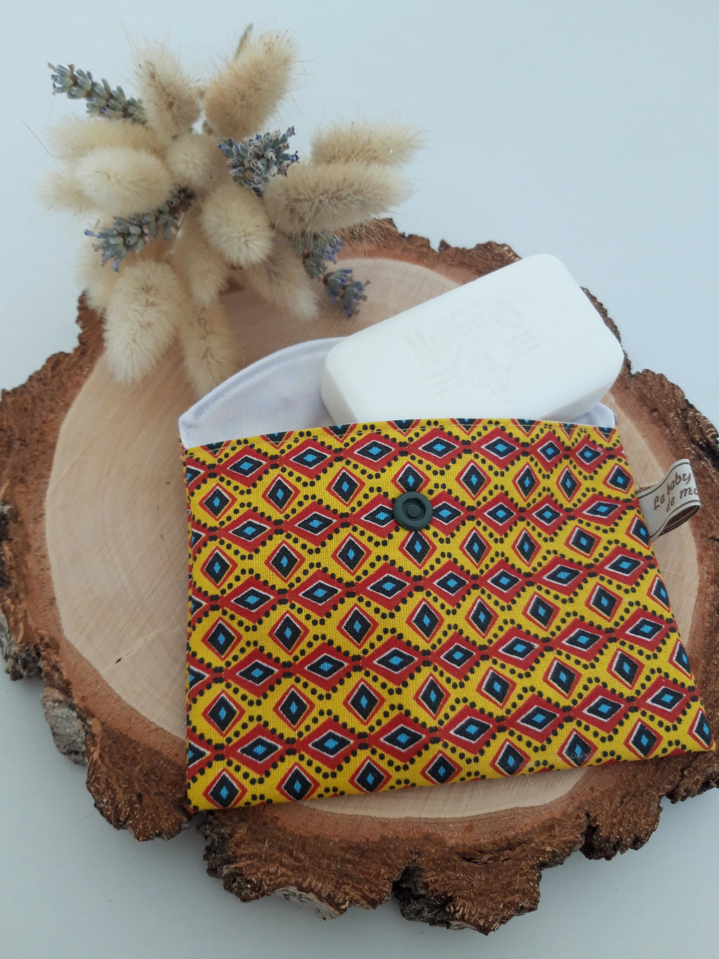 Petite pochette enduite armée géométrique jaune