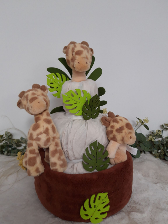 Gâteau de couches - Mon amie la girafe