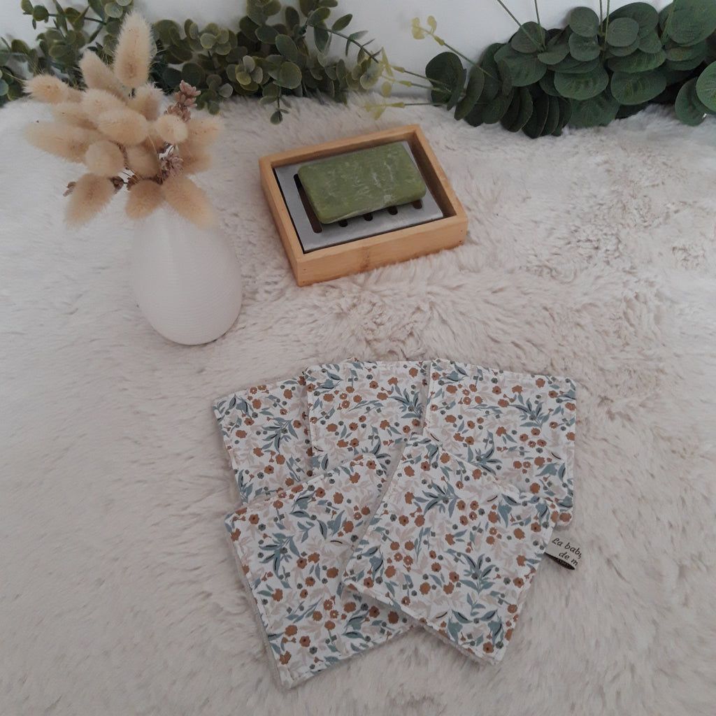 Lot de 5 lingettes fleurs beige et bleues