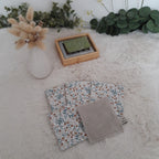 Lot de 5 lingettes fleurs beige et bleues